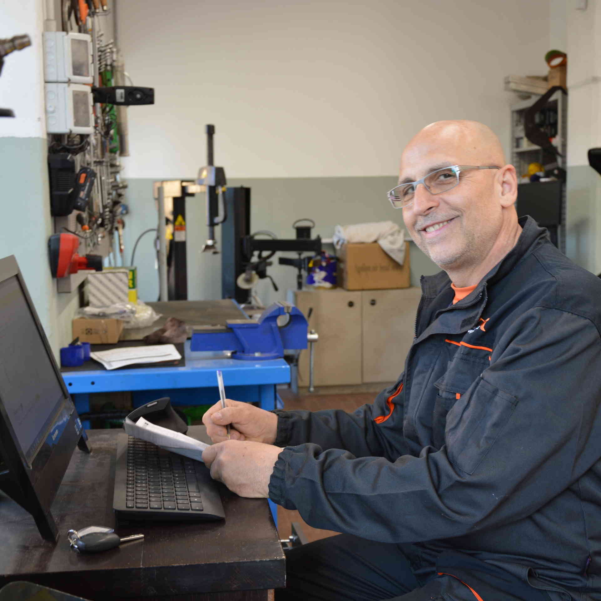 Officina - Manutenzione e revisione auto a Genova - First One S.r.l.